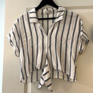 Wilfred Free Aritzia tie front blouse